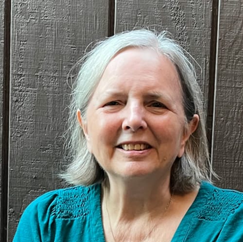 Headshot of Lorrie Quam, LCSW