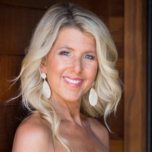 Headshot of Amanda Moxley, LCSW