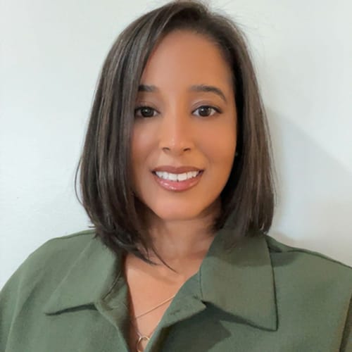 Headshot of Vanessa Fidalgo, LICSW