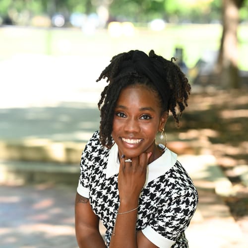 Headshot of Dorthie Owens, LPC