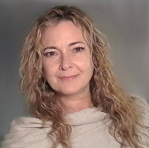 Headshot of Alicia Jones, LCSW