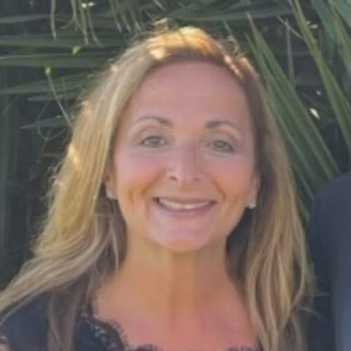 Headshot of Donna Fontana, LCSW