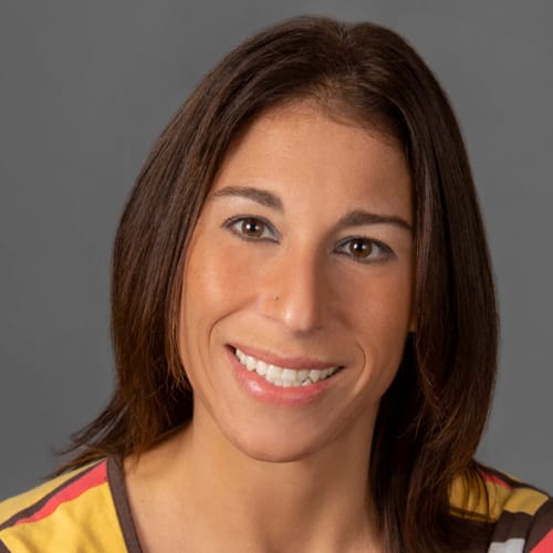 Headshot of Leah Zeitz, LPC