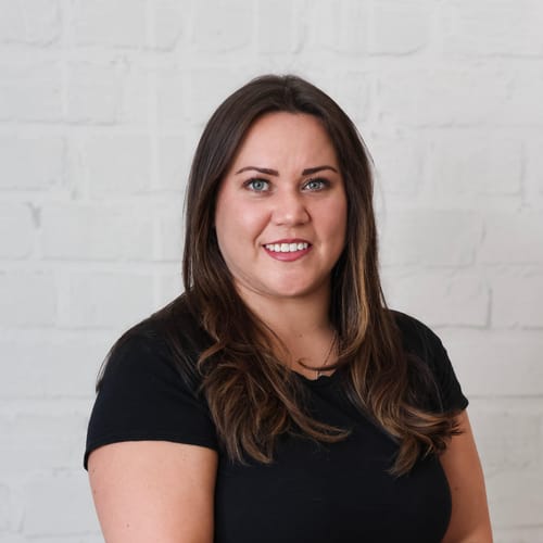 Headshot of Courtney Santos, LPC