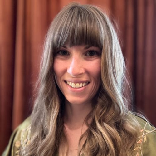 Headshot of Stephanie Nelson, LCSW