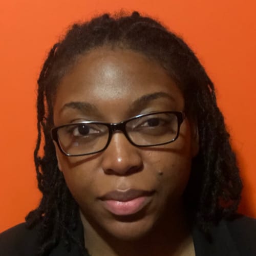Headshot of Elsie DaCruz, LCSW