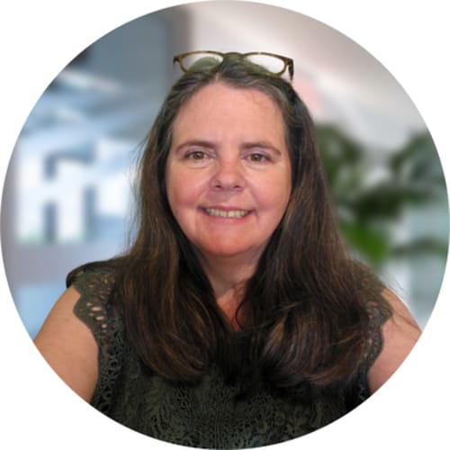 Headshot of Janis Hart, LICSW