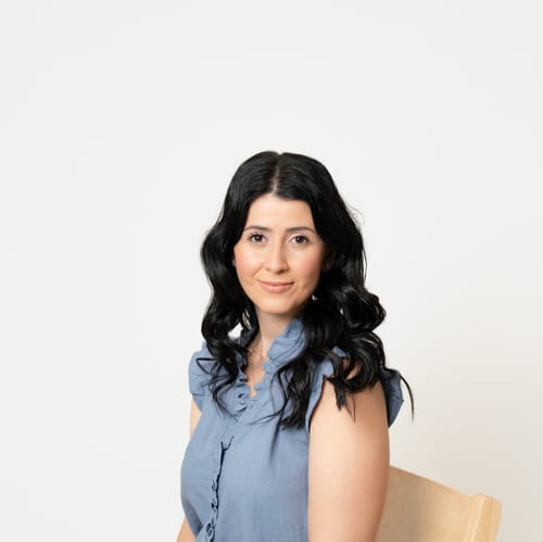 Headshot of Lara Zaghikian, LCSW