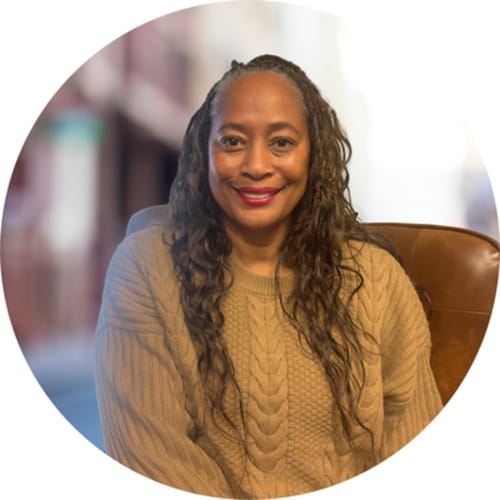 Headshot of Angela Jones, PSYCHOLOGIST