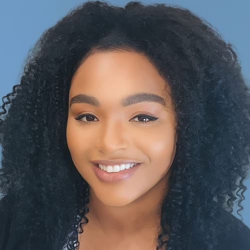 Headshot of Tierra Thomas, LPC