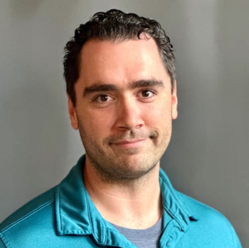 Headshot of Joshua Medeiros, LPCMHSP