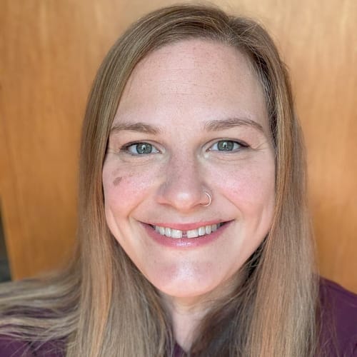 Headshot of Laura Sausville, LCMHC