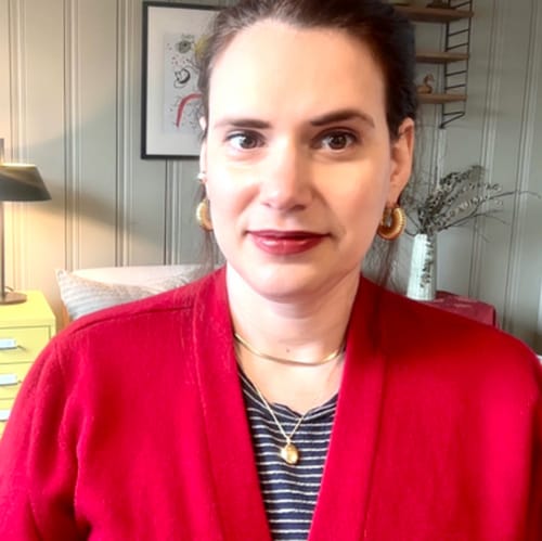 Headshot of Laura Sukonick, LCSW