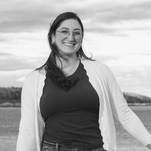 Headshot of Zoe Kaplan, APRN
