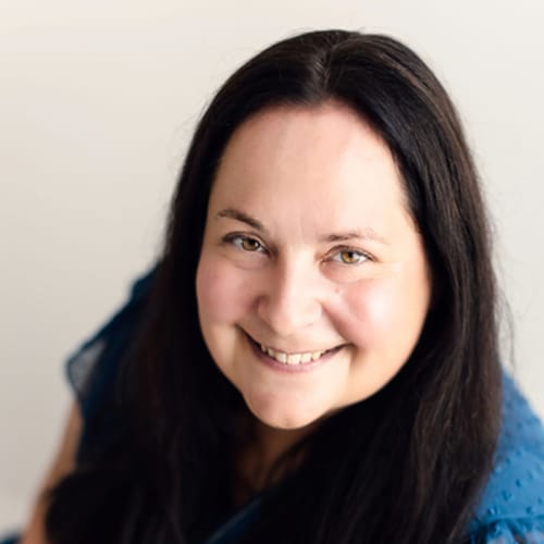 Headshot of Kelsi Helterbrand, LCSW