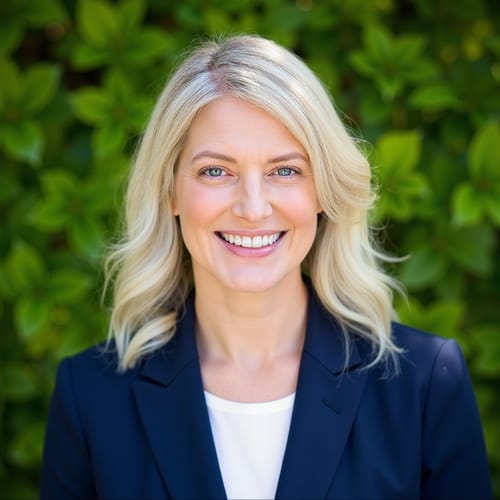 Headshot of Marianna Jong, NP
