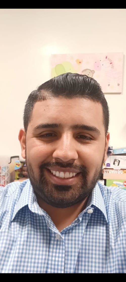 Headshot of Hector Montes, LCSW