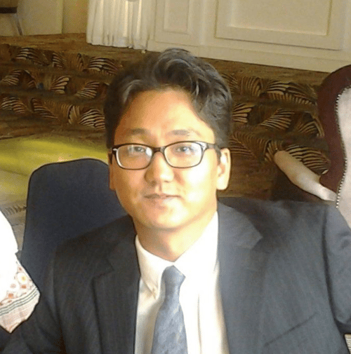 Headshot of Hong Kim, APRN