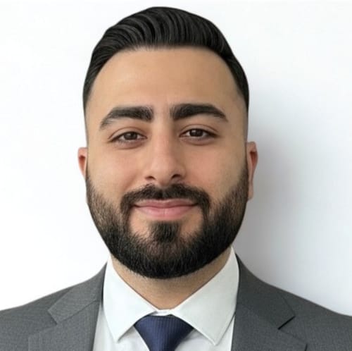 Headshot of Alireza Nikpour, NP