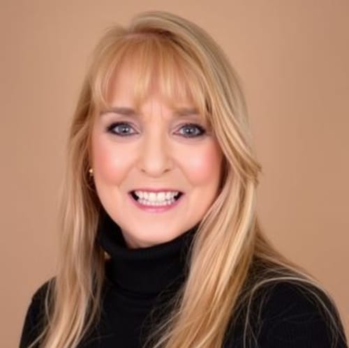 Headshot of Joy Mrowiec, LPC