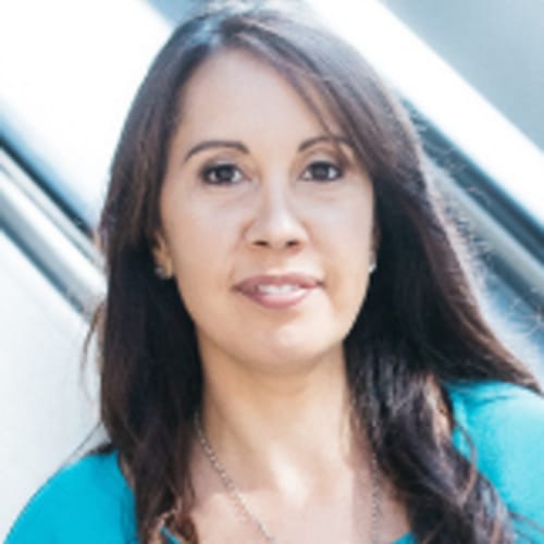 Headshot of Laura Guillen, LICENSED_PSYCHOLOGIST