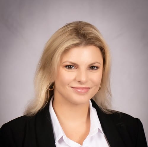Headshot of Tiffany Gordon, LMHC