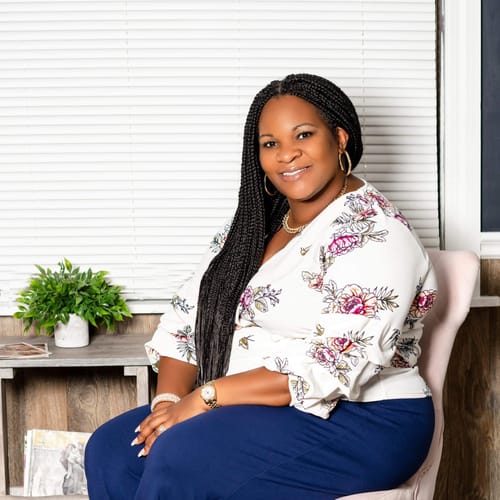 Headshot of Christine Williams-Kelly, LMHC