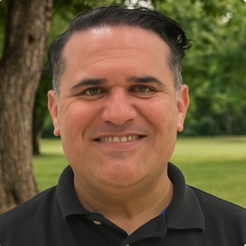 Headshot of Benjamin De La Torre, LCSW