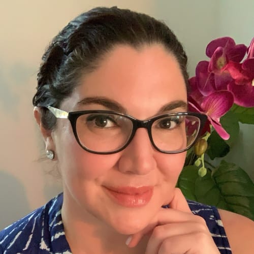 Headshot of Amber Testa, PSYCHOLOGIST