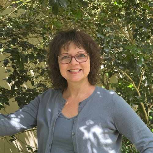 Headshot of Eve Brinson, LMHC