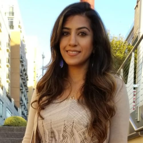 Headshot of Ana Khan, LCPC