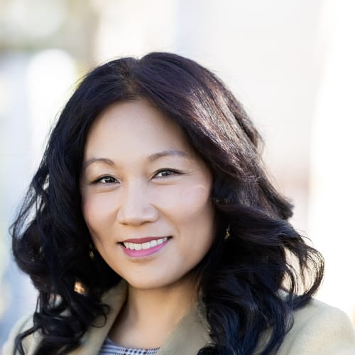 Headshot of Ana Jacobo, LPC