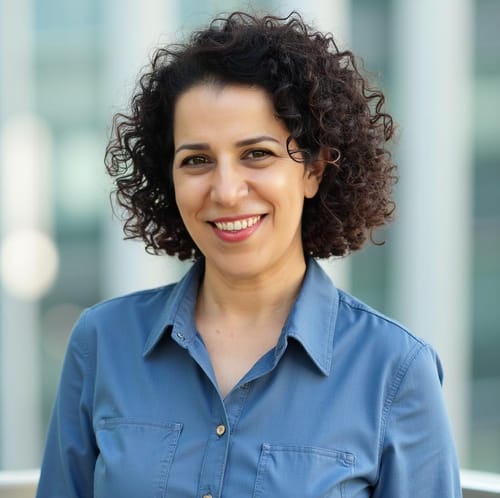Headshot of Yeganeh Jalaeian, NP