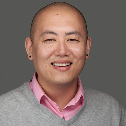 Headshot of Gordon Zhang, LMFT