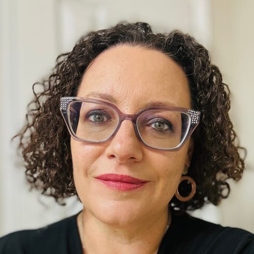 Headshot of Jackie Dotson, LCSW