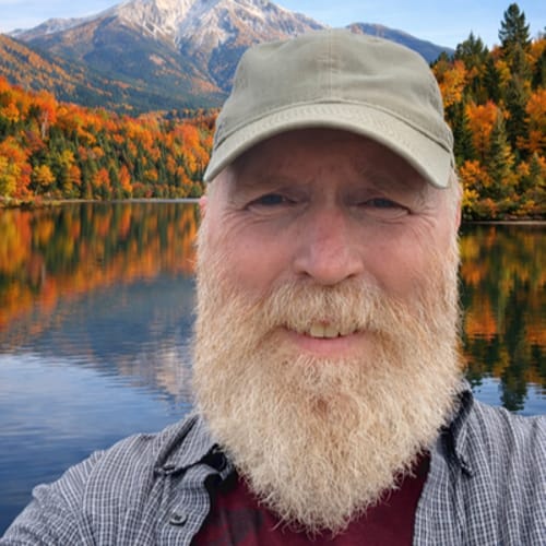 Headshot of Elvin Peace, LCMHC