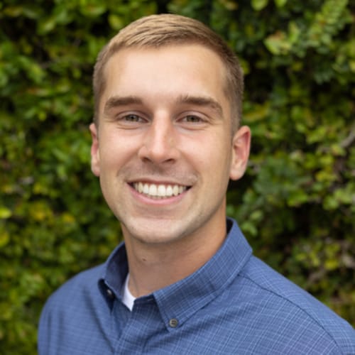 Headshot of Tanner Baeder, LCSW