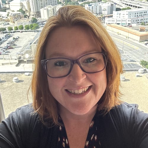 Headshot of Amanda Muegge, LCSW