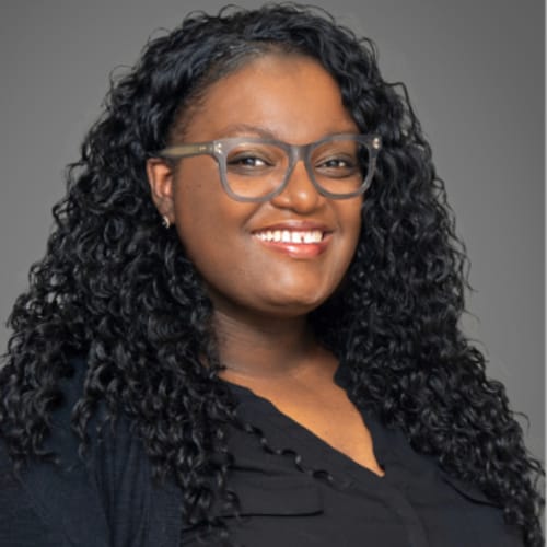 Headshot of Shanise Lewis, LMFT