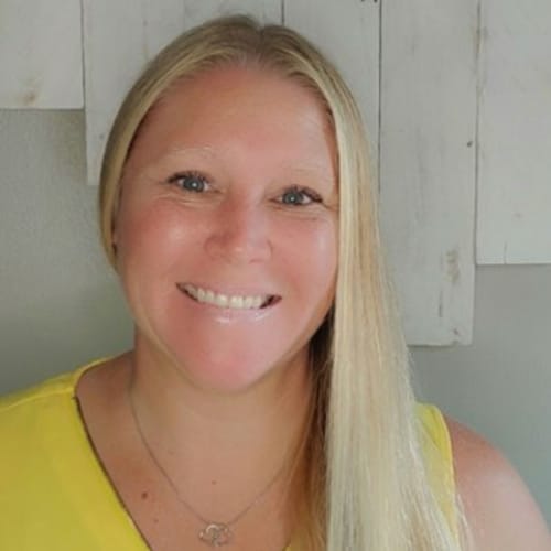 Headshot of Kelly Jackson, LCSW