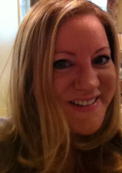 Headshot of Elissa Grunblatt, LCSW