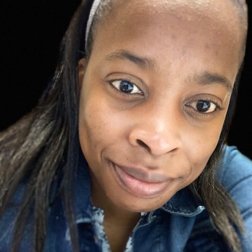 Headshot of Kamala Glenn-Taylor, LMFT
