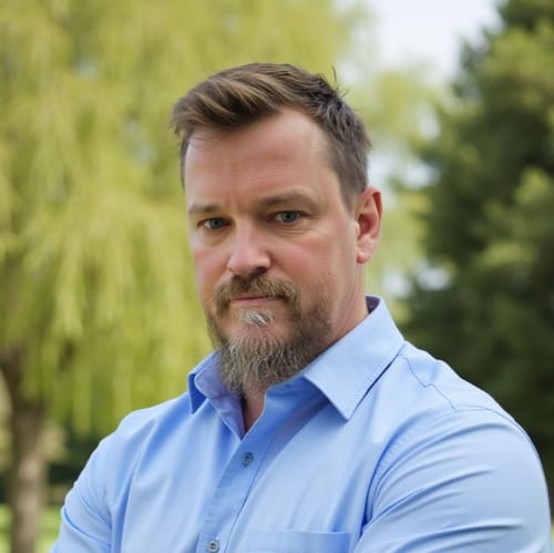 Headshot of Derrick Moody, LCPC
