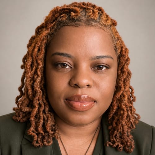 Headshot of Kerri Stringfellow, APN