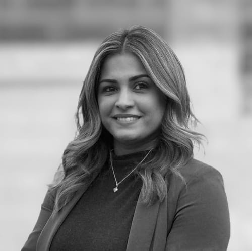 Headshot of Roxanna Alvarez, LPC