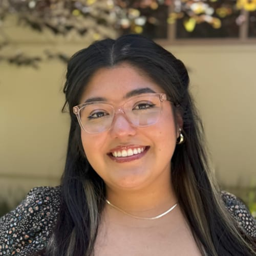 Headshot of Kayla Cruz, LMFT