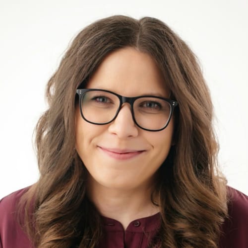 Headshot of Laura Green, LCSW