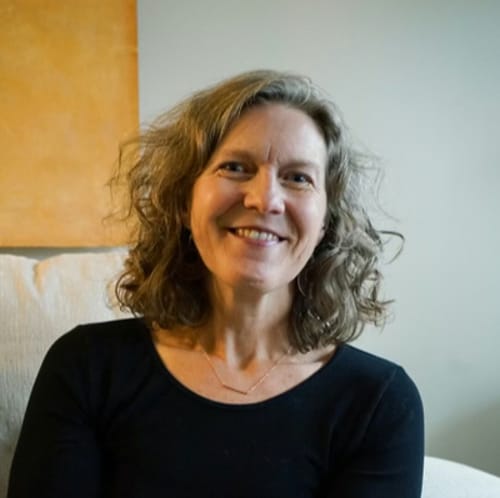 Headshot of Heather O'Neil, LCSW