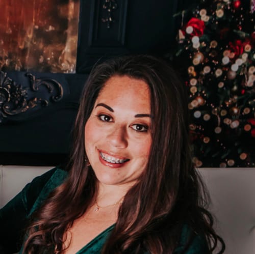 Headshot of Elizabeth Kuntz, LPCC_S