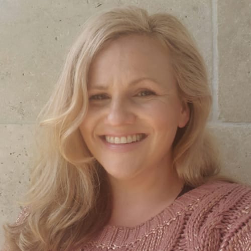 Headshot of Laura Gerwatowski, LPC